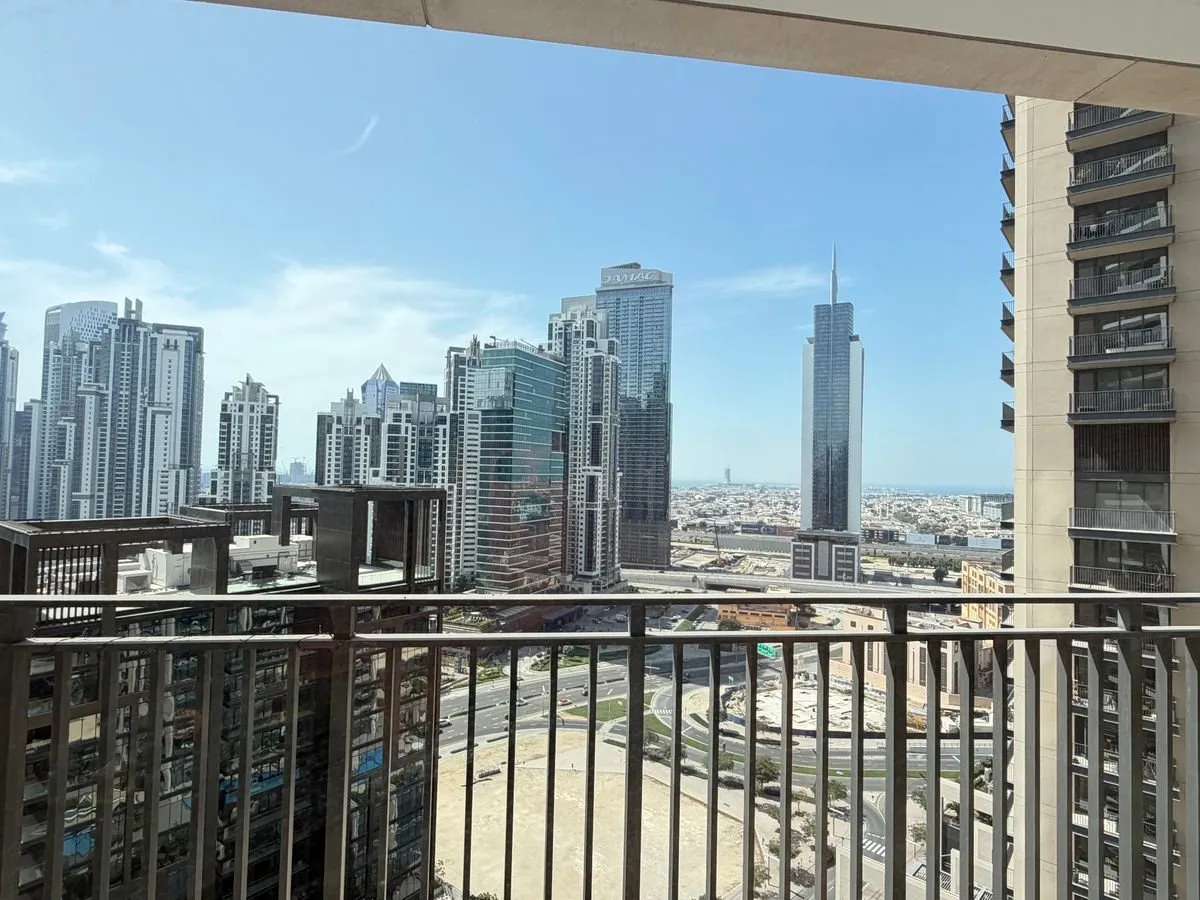 Boulevard Crescent Tower 1 — photo 3