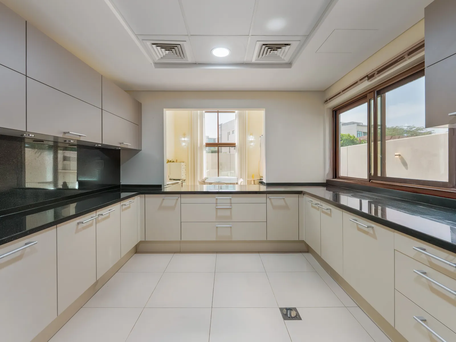 Grand Views — photo 5