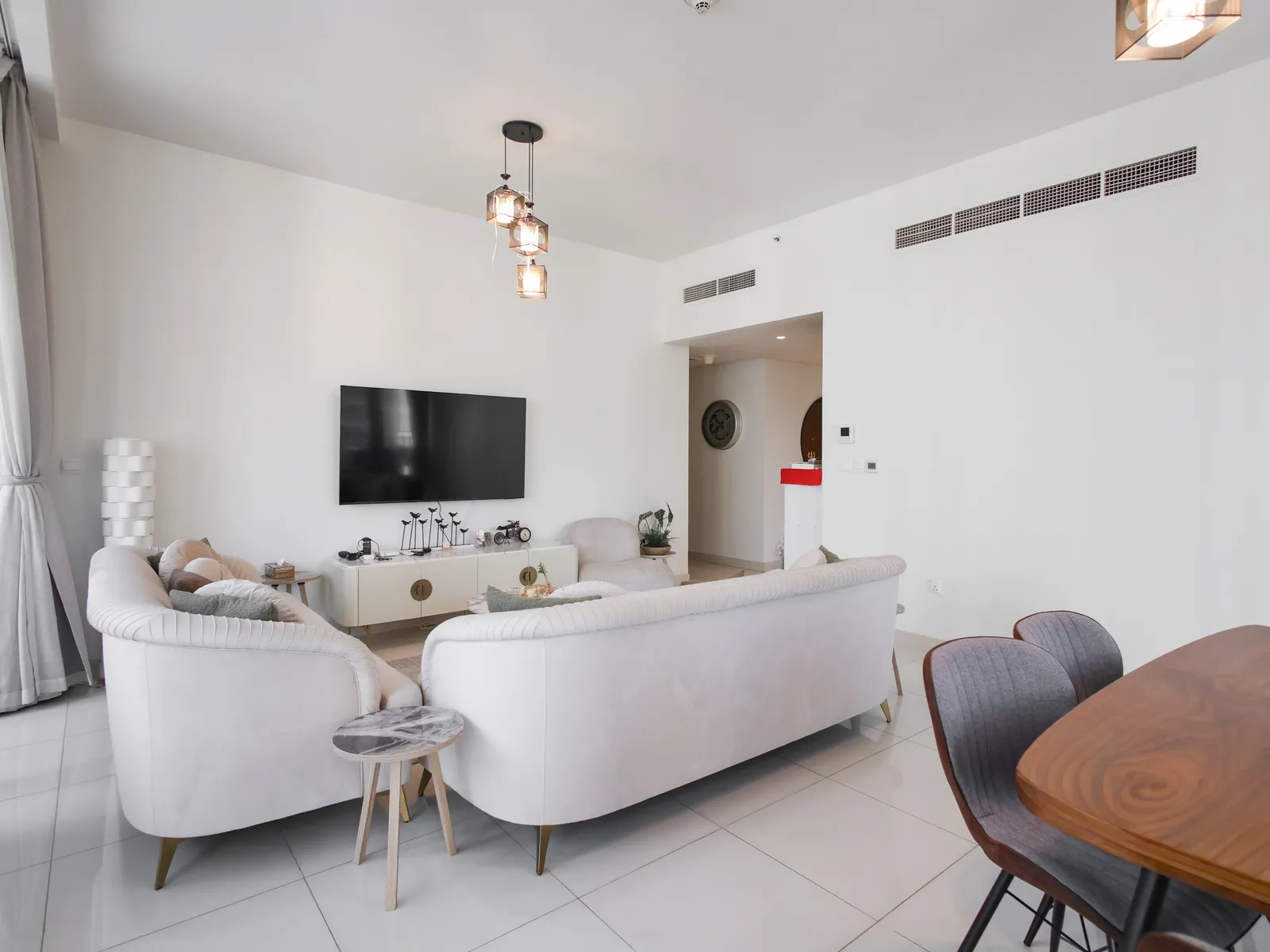 Boulevard Crescent Tower 2 — photo 5